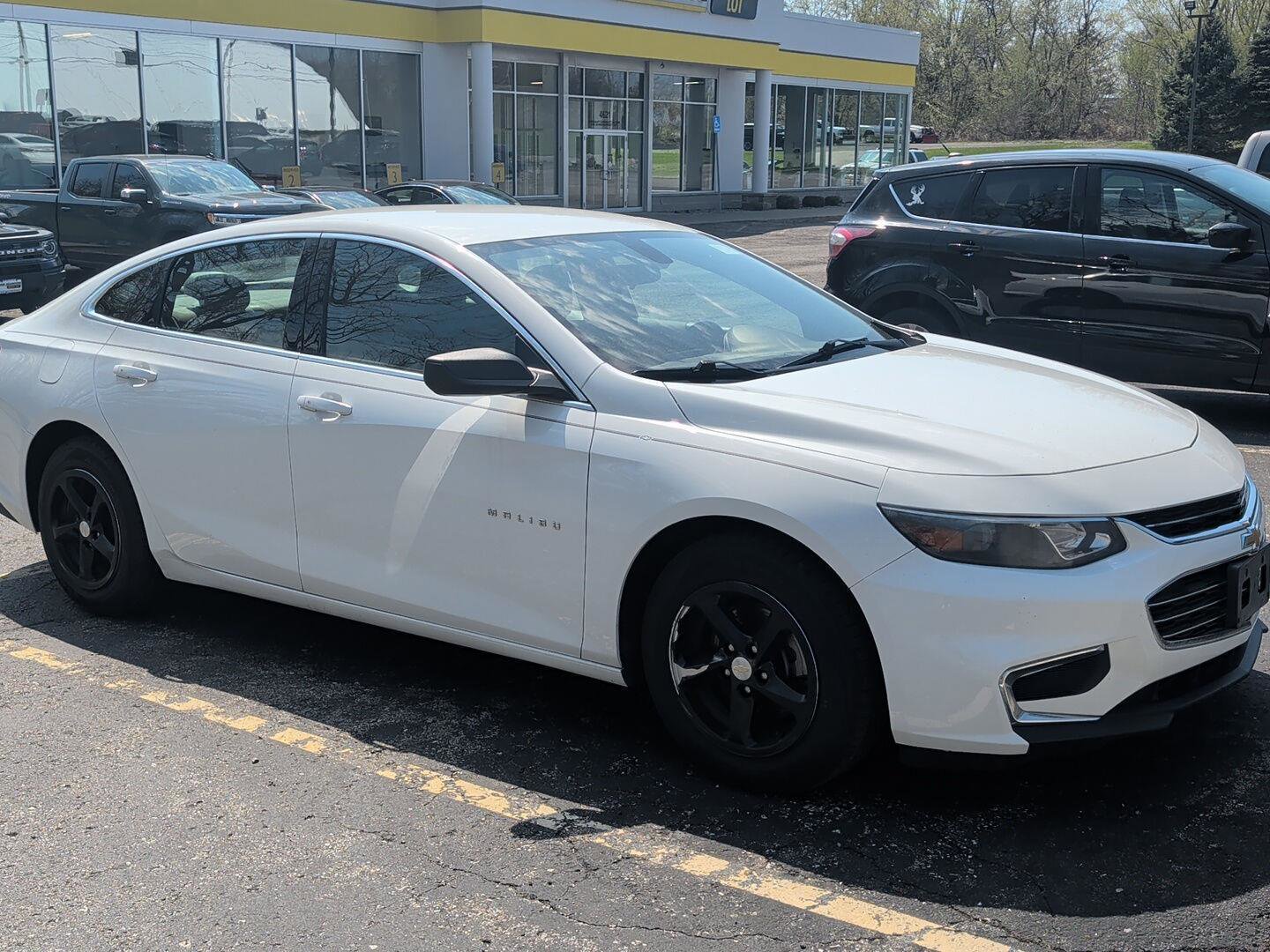 Used 2018 Chevrolet Malibu LS FWD image 1