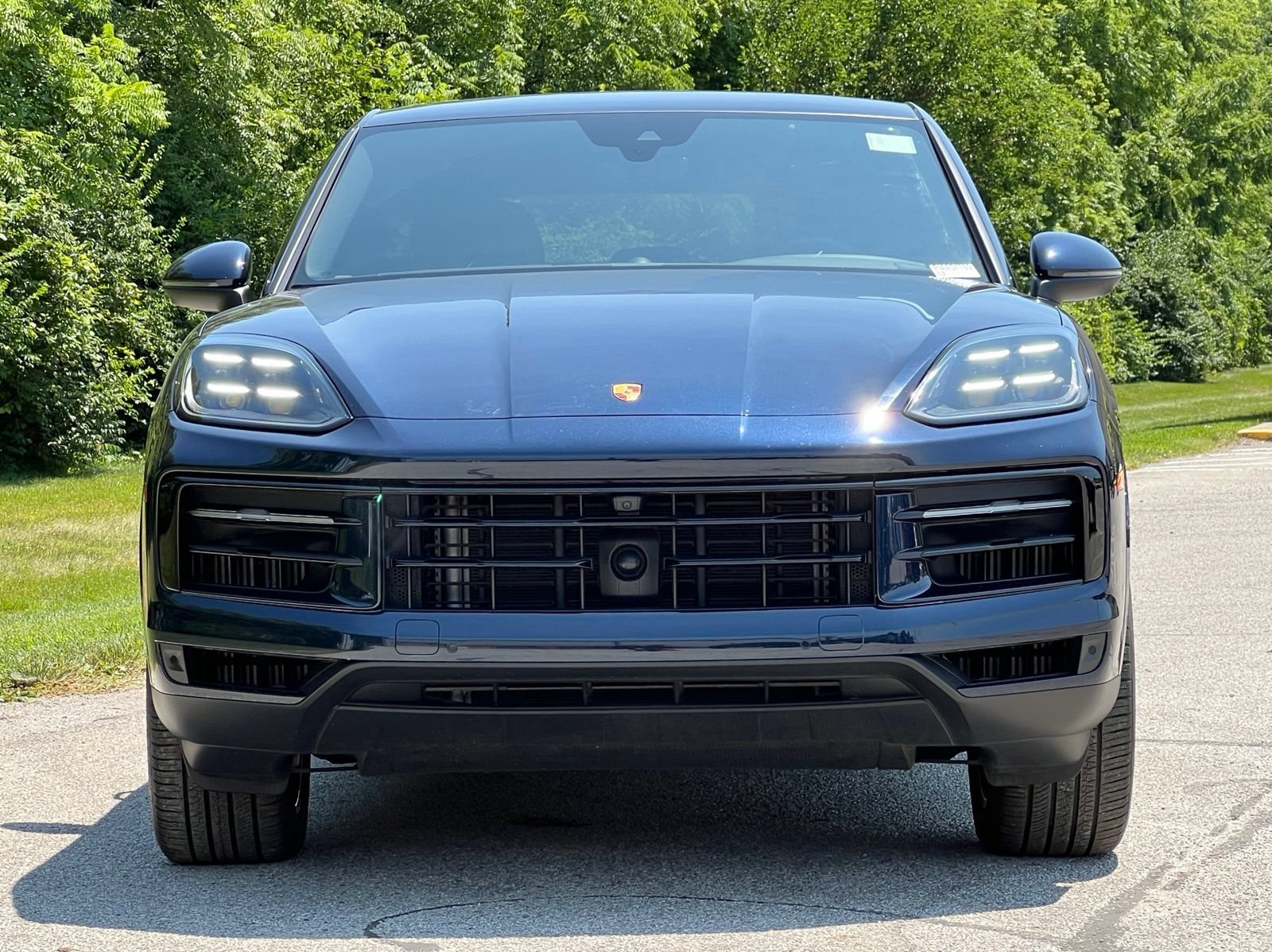 Certified 2024 Porsche Cayenne Coupe AWD/4WD image 7