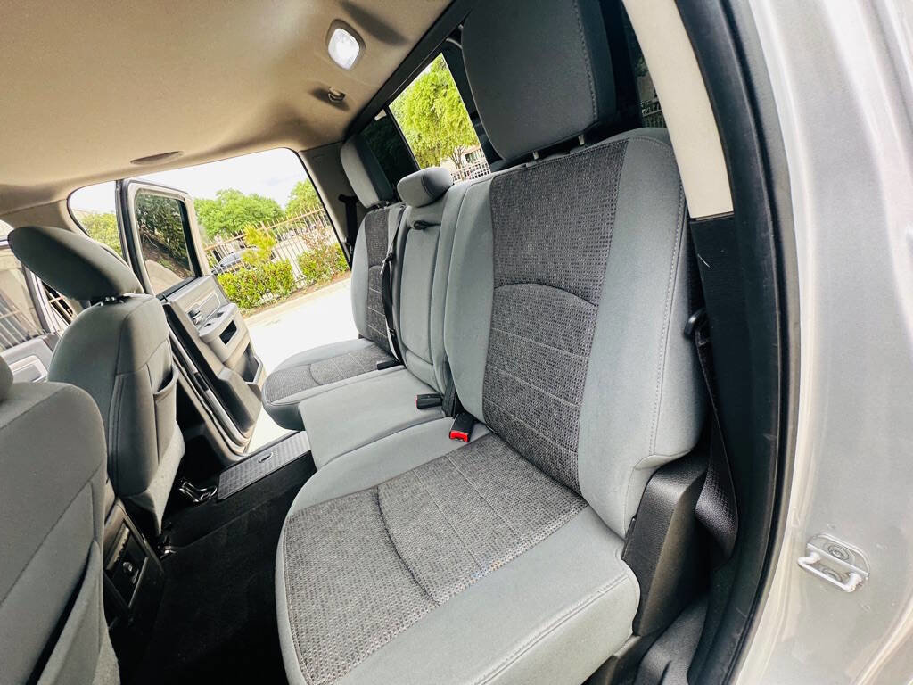 Used 2014 RAM 1500 Outdoorsman image 19