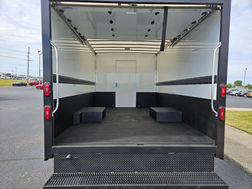 New 2026 Ford E-350 and Econoline 350 Super Duty w/ Shuttle Bus Prep Package RWD image 9