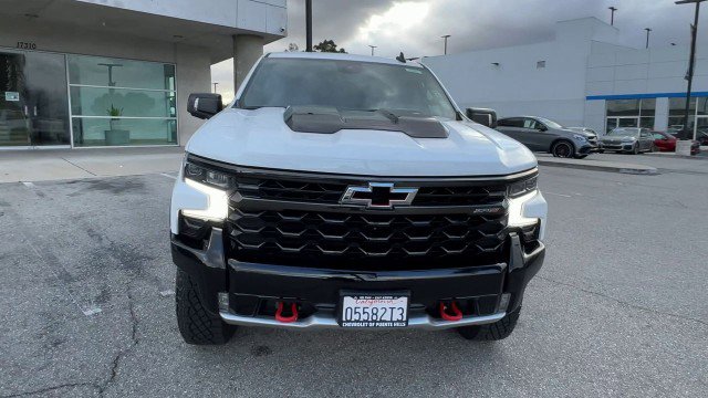 Used 2023 Chevrolet Silverado 1500 ZR2 w/ Technology Package image 3