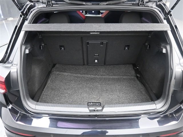 Used 2022 Volkswagen GTI SE image 23