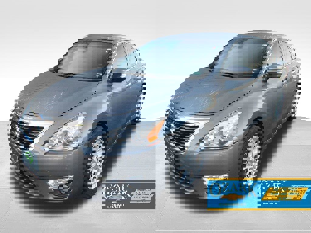 Used 2014 Nissan Altima 2.5 SL w/ Technology Package