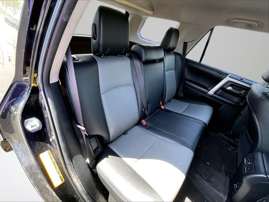 Used 2017 Toyota 4Runner SR5 Premium AWD/4WD image 26