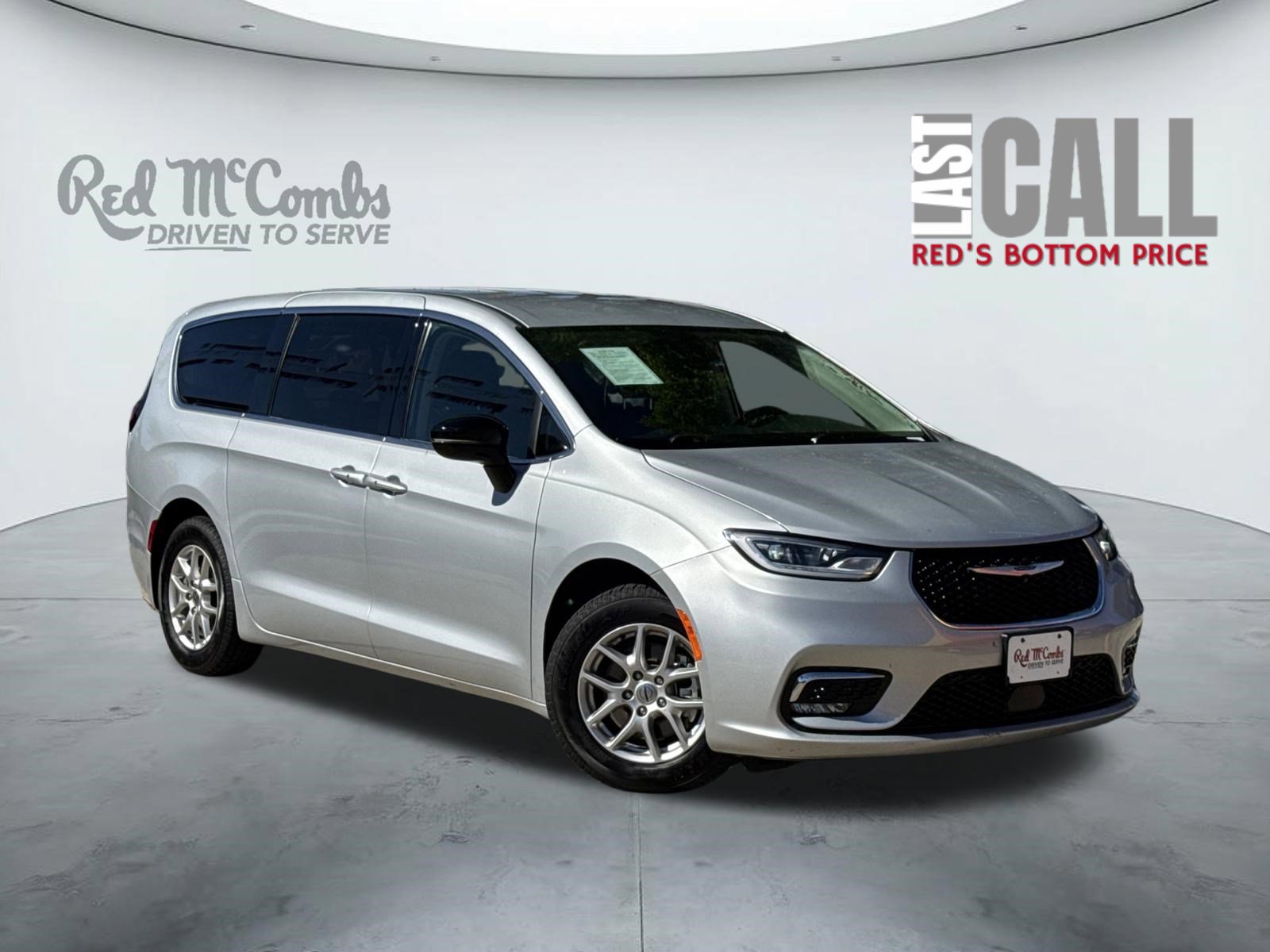 Used 2024 Chrysler Pacifica Touring-L FWD video 1