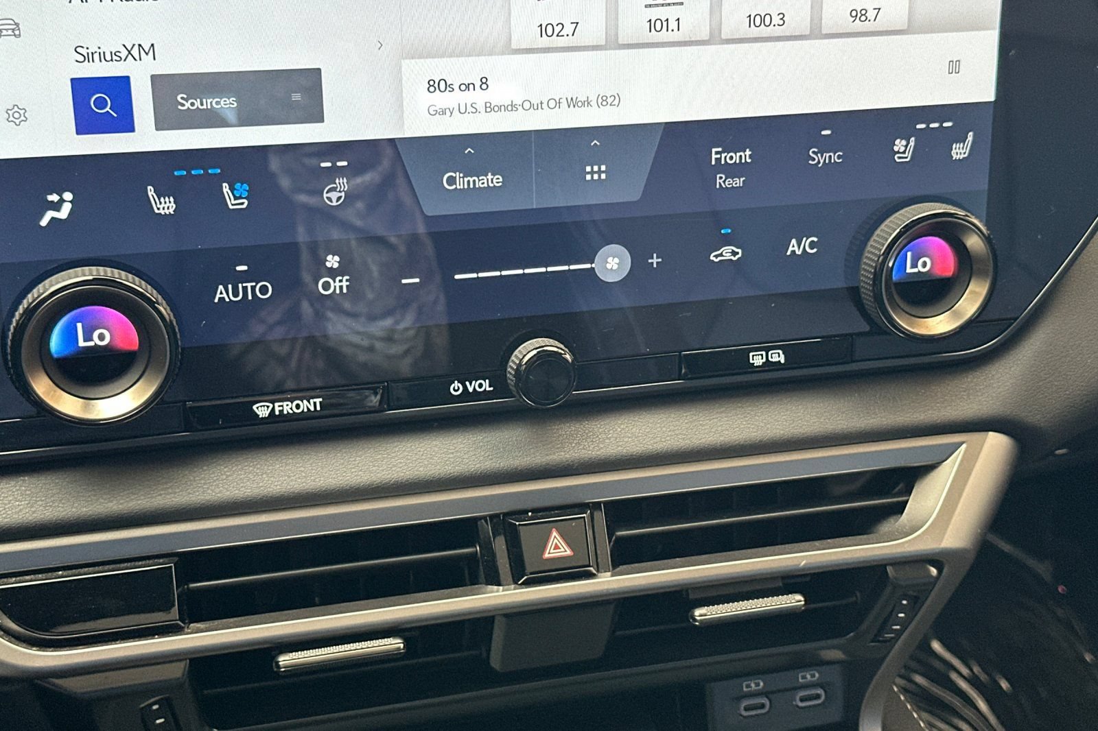 Used 2023 Lexus RX 350 Premium Plus w/ Cold Area Package FWD image 20