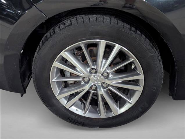 Used 2014 Toyota Corolla LE FWD image 9