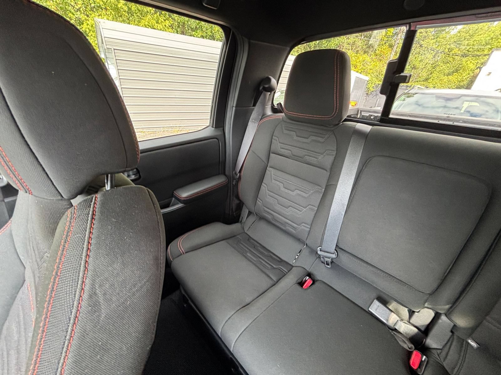 Used 2026 Nissan Frontier PRO-4X AWD/4WD image 34