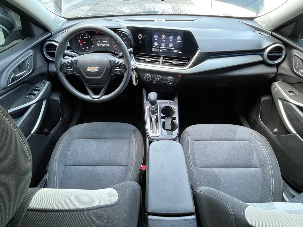Used 2024 Chevrolet Trax LS FWD image 22