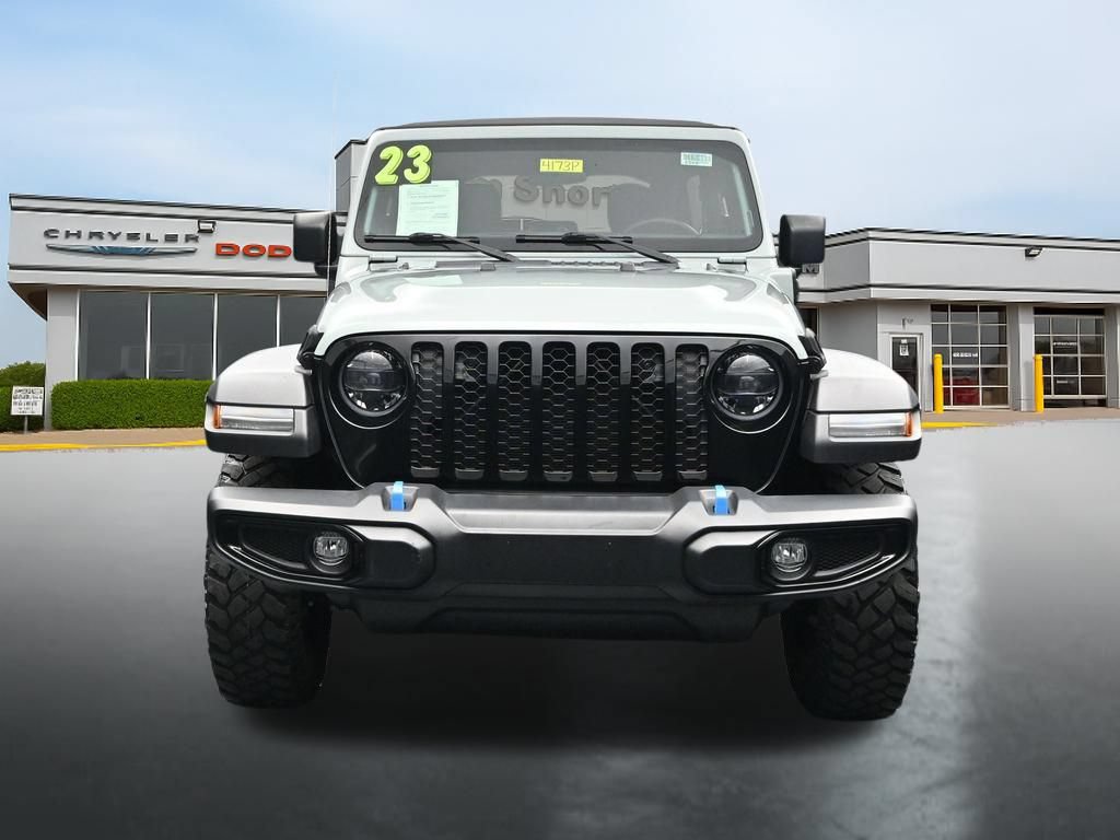 Used 2023 Jeep Wrangler Unlimited w/ Cold Weather Group AWD/4WD image 8