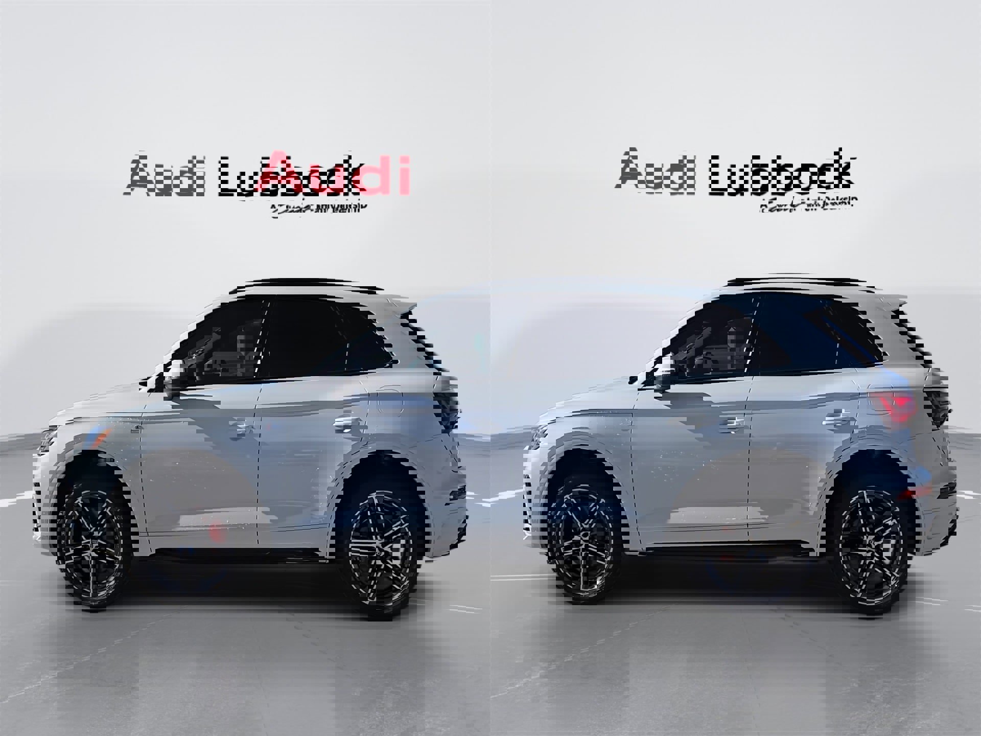 Used 2025 Audi Q5 e Premium Plus w/ Premium Plus Package image 6