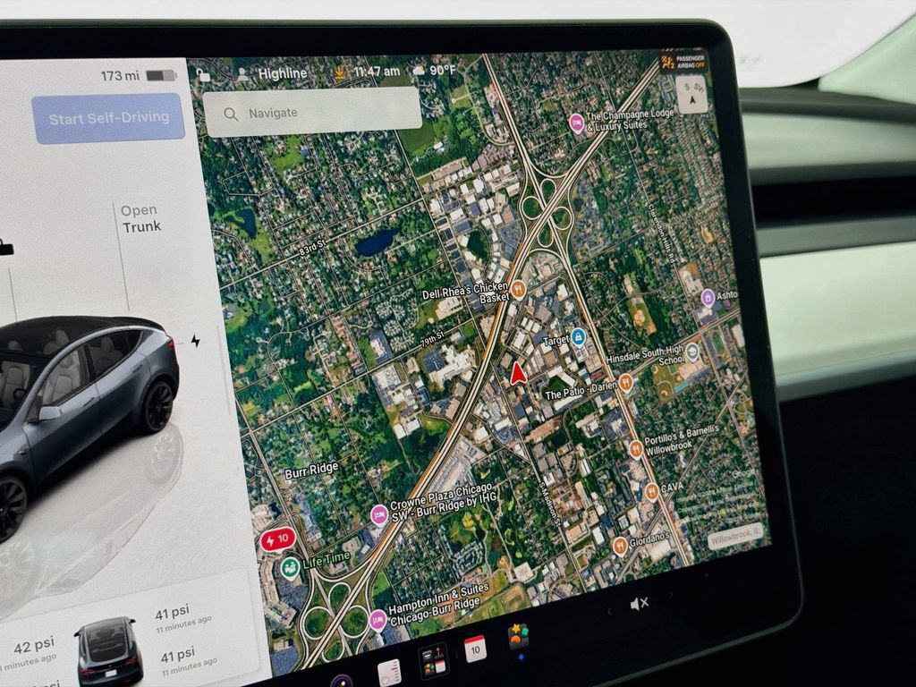 Used 2023 Tesla Model Y Long Range AWD/4WD image 12