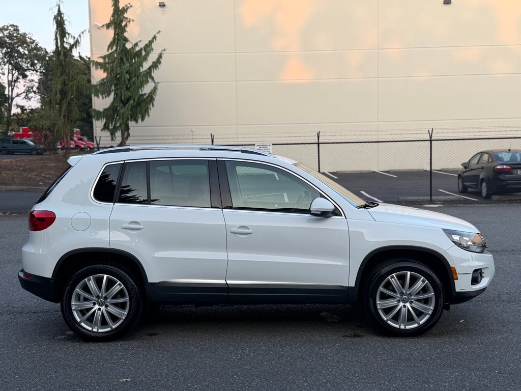 Used 2016 Volkswagen Tiguan SE AWD/4WD image 4