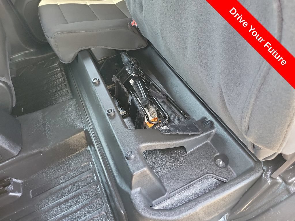 Used 2023 Chevrolet Colorado W/T RWD image 25