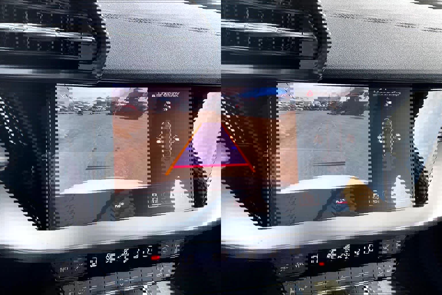 Used 2024 Audi A3 2.0T Premium image 27