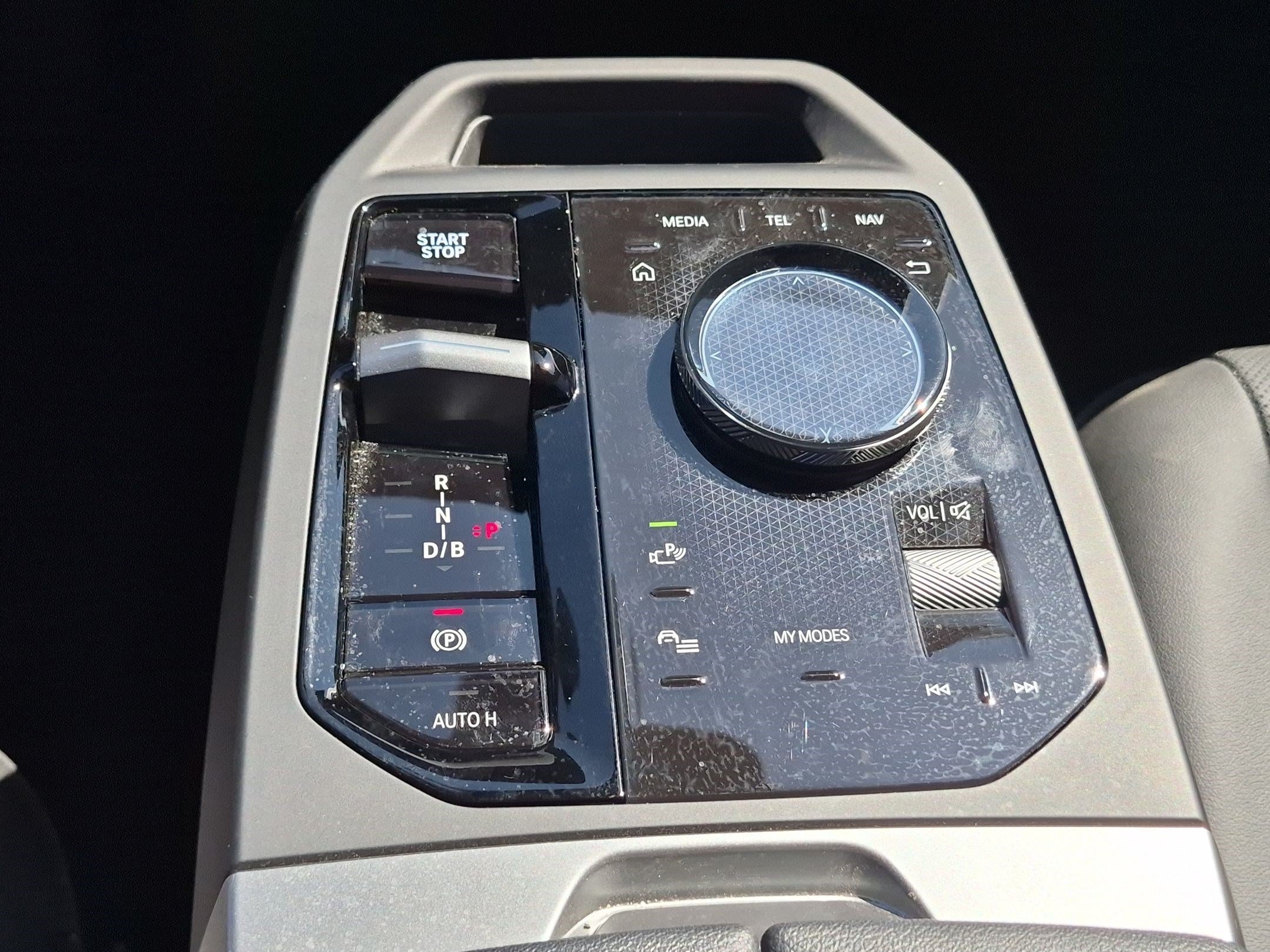 Certified 2025 BMW iX xDrive50 AWD/4WD image 26