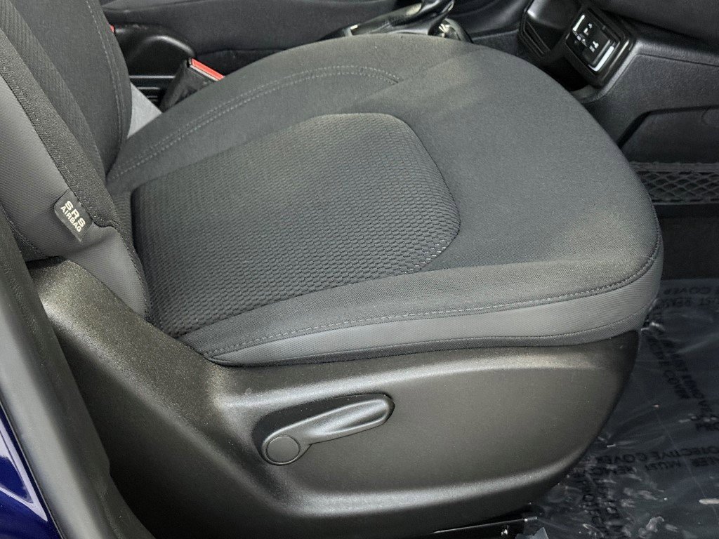 Certified 2020 Jeep Renegade Altitude image 11