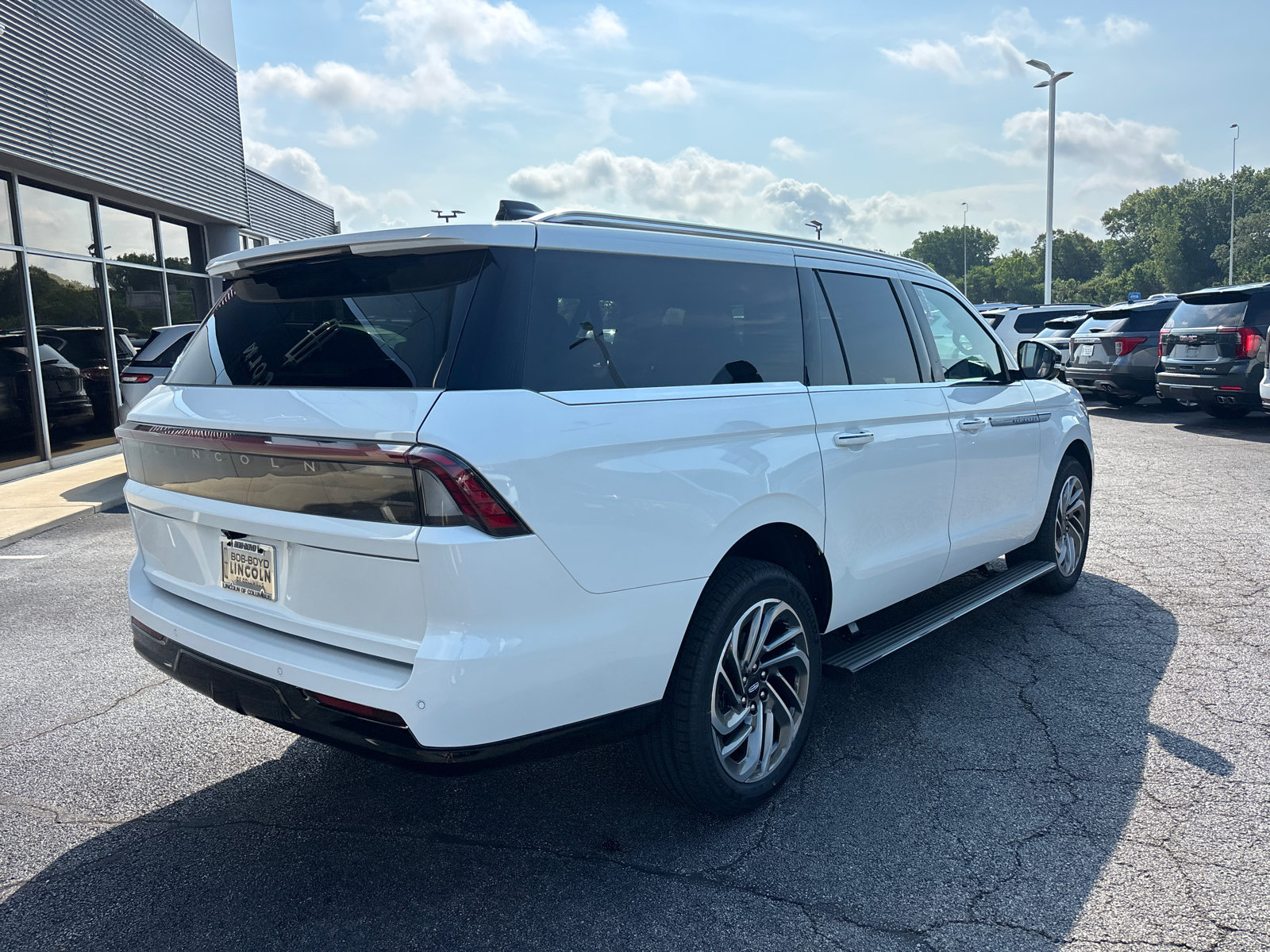 New 2027 Lincoln Navigator L Reserve AWD/4WD image 7