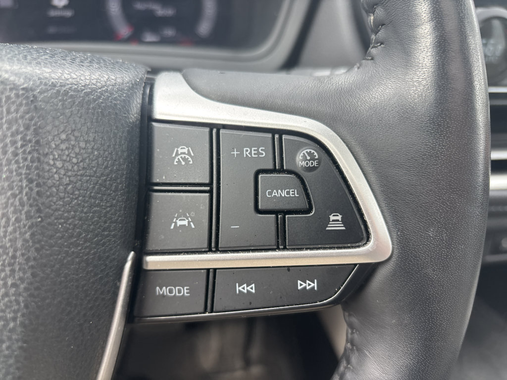 Certified 2024 Toyota Grand Highlander AWD Hybrid image 9