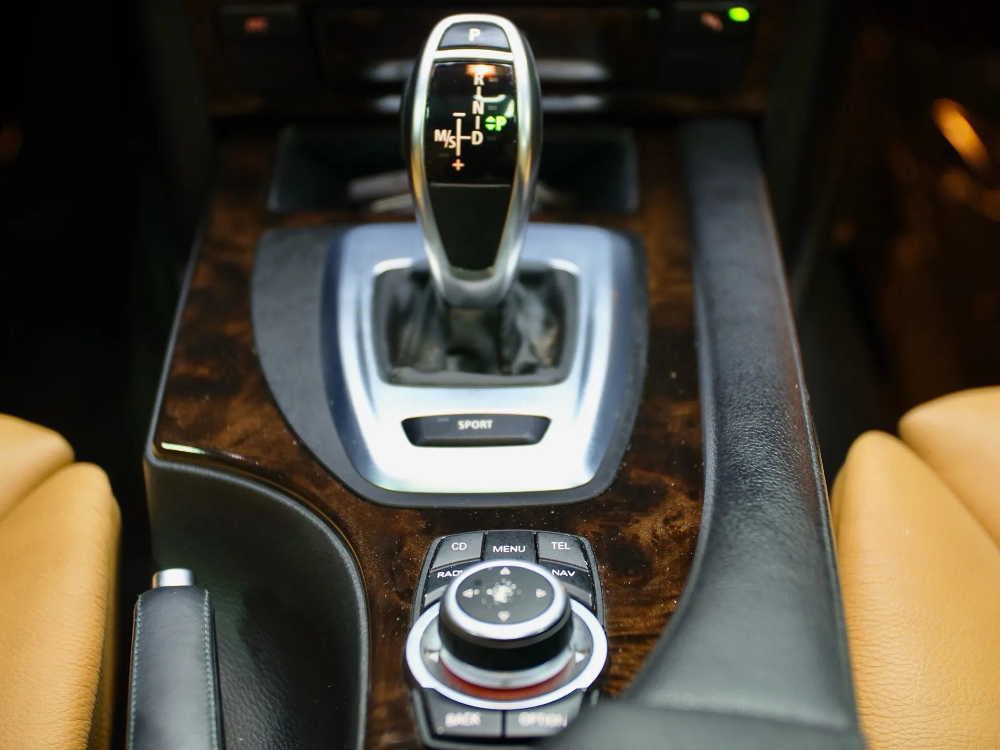 Used 2010 BMW 535i Sedan image 38