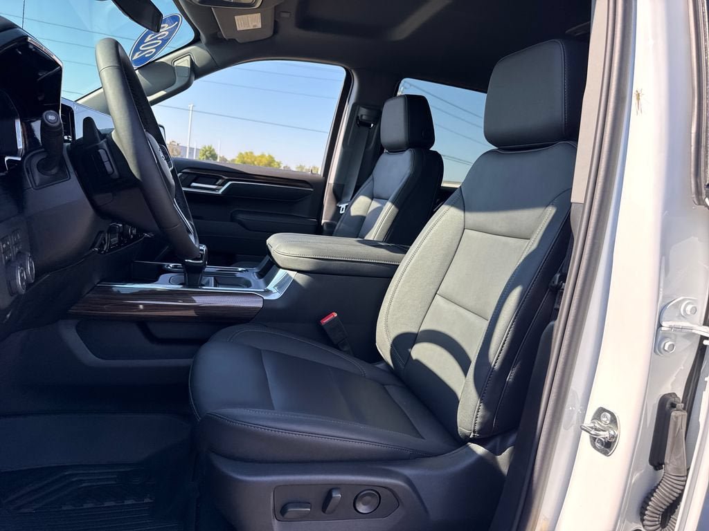 New 2026 Chevrolet Silverado 1500 RST AWD/4WD image 16