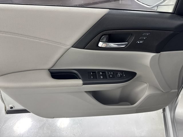 Used 2015 Honda Accord EX-L image 20