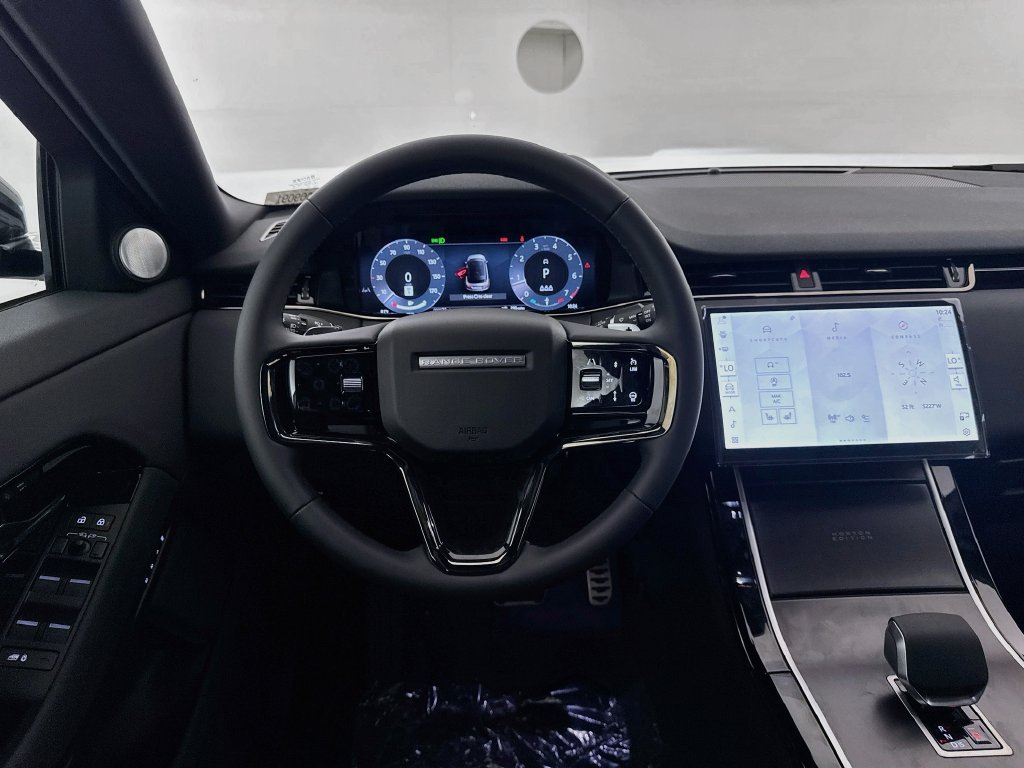 New 2026 Land Rover Range Rover Evoque Hoxton AWD/4WD image 23