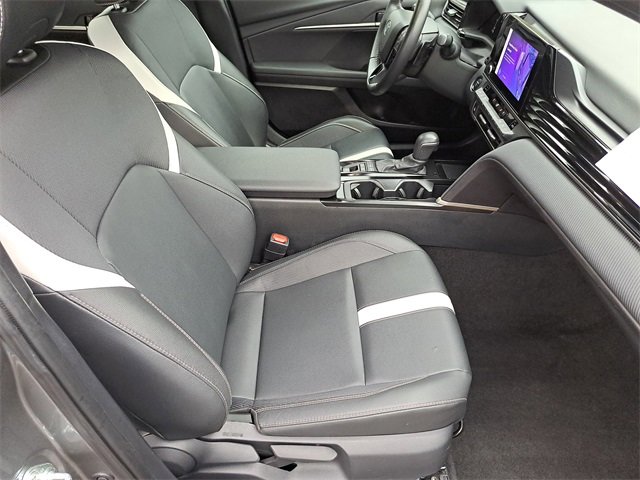 Used 2025 Toyota Camry XSE image 25