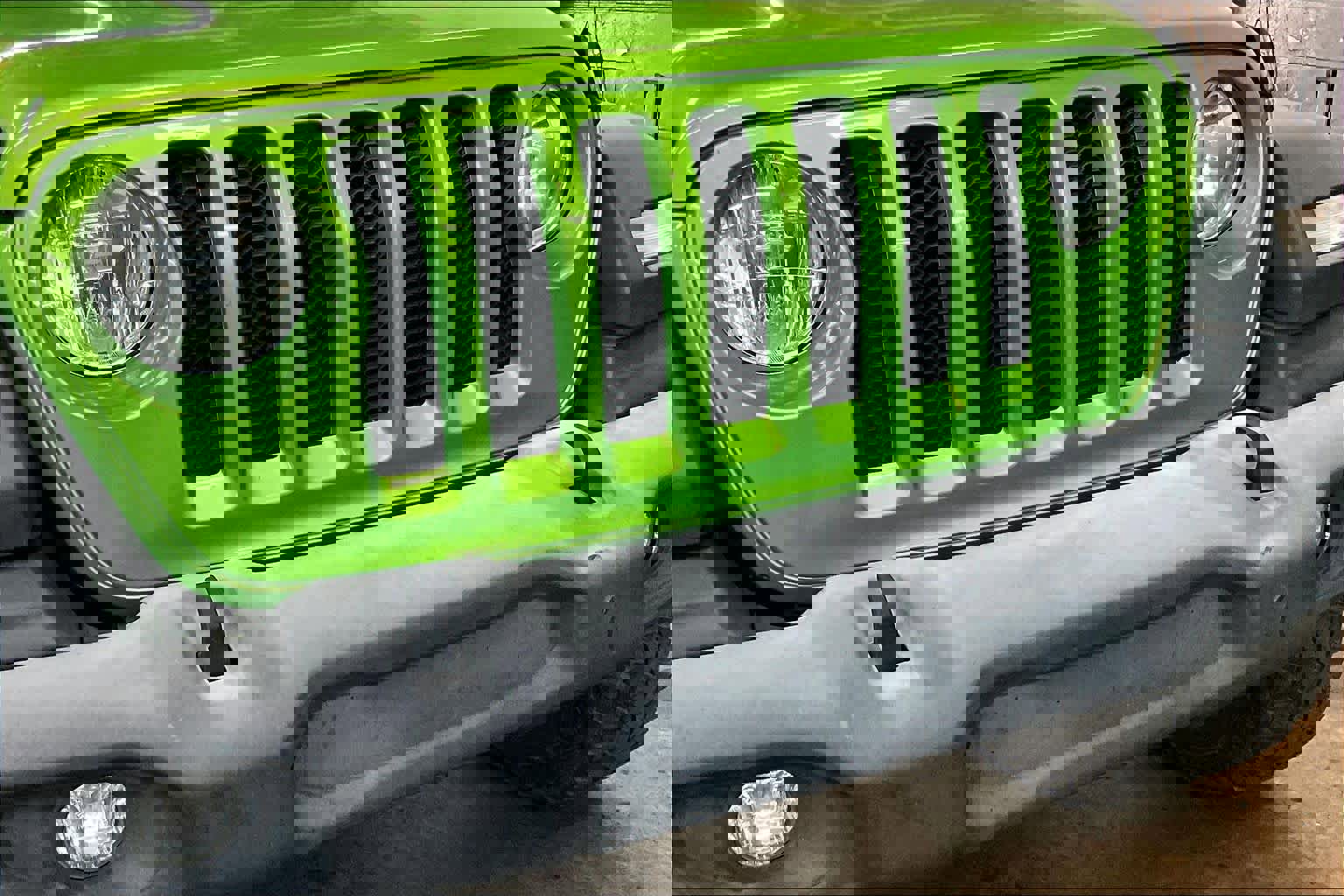 Used 2018 Jeep Wrangler Unlimited Sport image 32