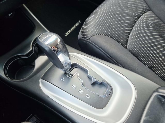 Used 2014 Dodge Journey SXT w/ Flexible Seating Group image 26