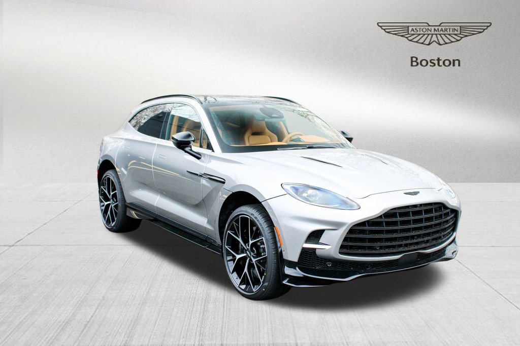 New 2026 Aston Martin DBX 707