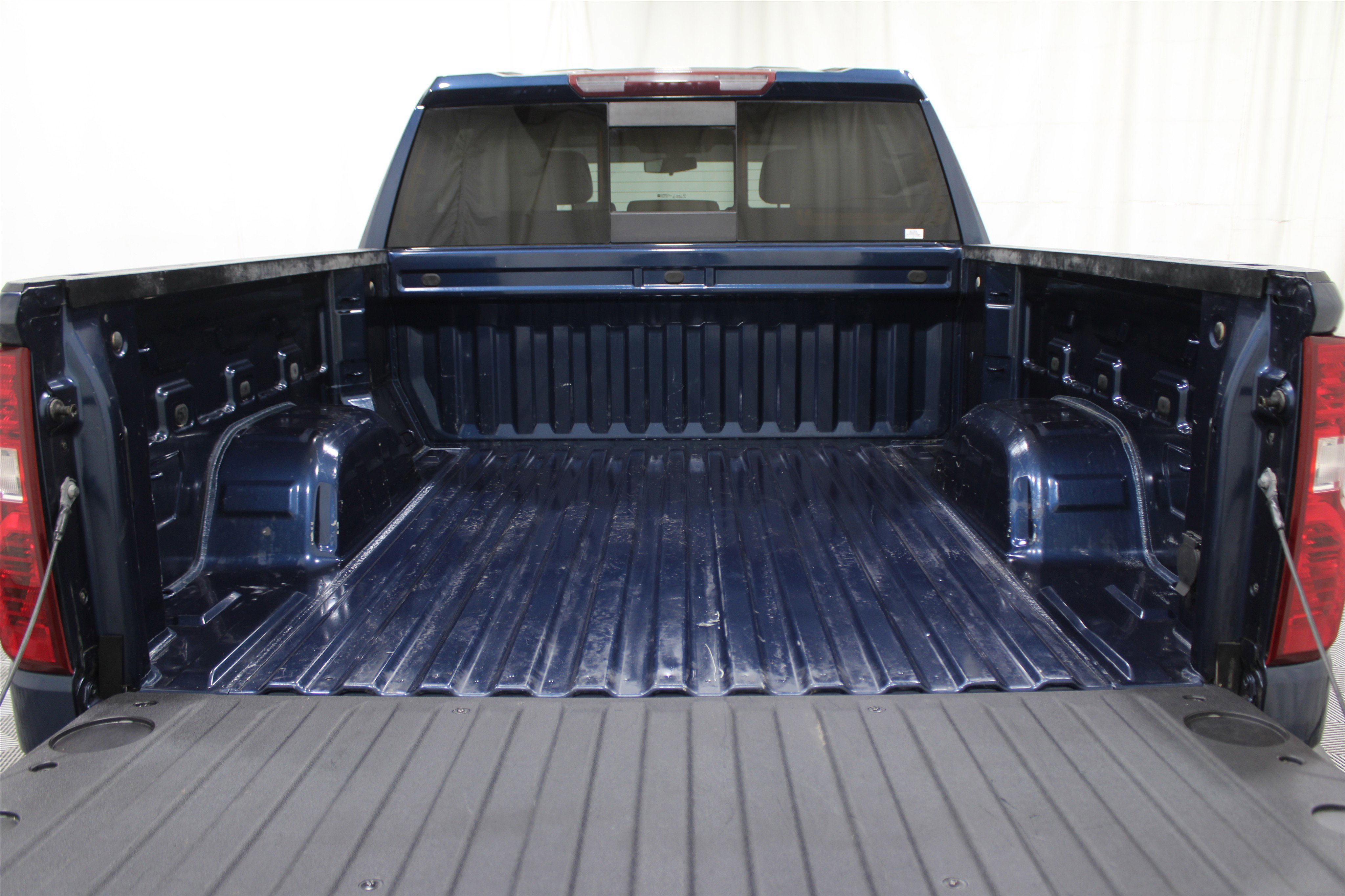 Used 2020 Chevrolet Silverado 1500 LT w/ Texas Edition image 35