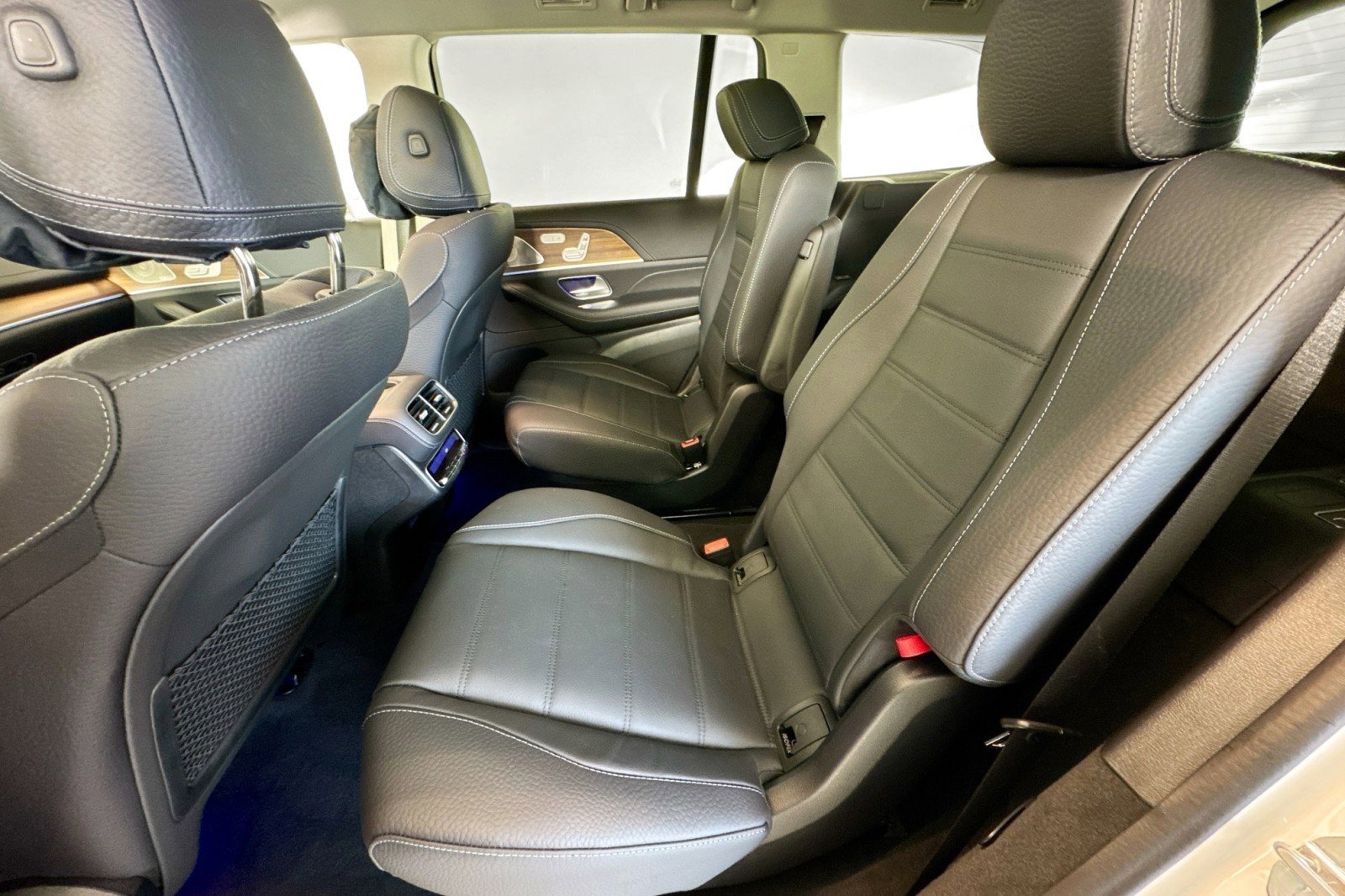 New 2026 Mercedes-Benz GLS 580 4MATIC image 22