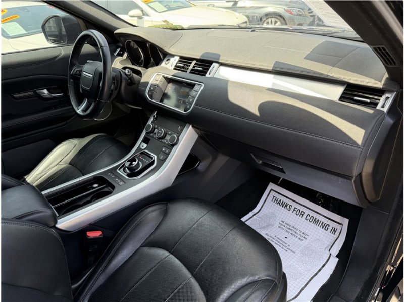 Used 2018 Land Rover Range Rover Evoque SE AWD/4WD image 31