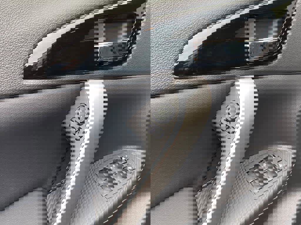 New 2026 Mitsubishi Eclipse Cross SE image 12