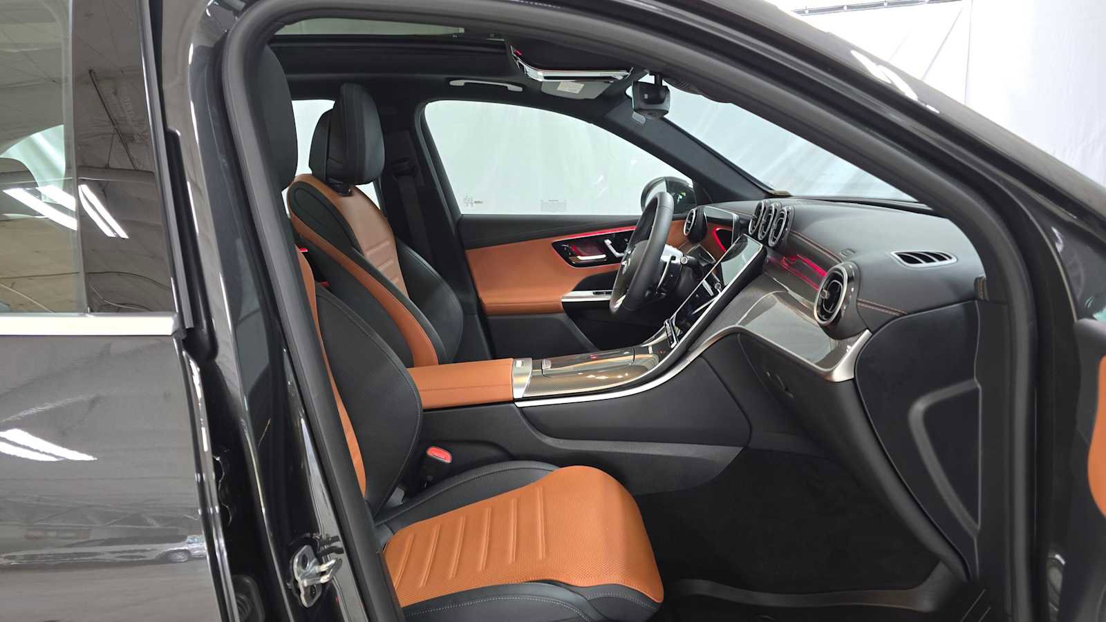 Certified 2026 Mercedes-Benz GLC 43 AMG 4MATIC image 10