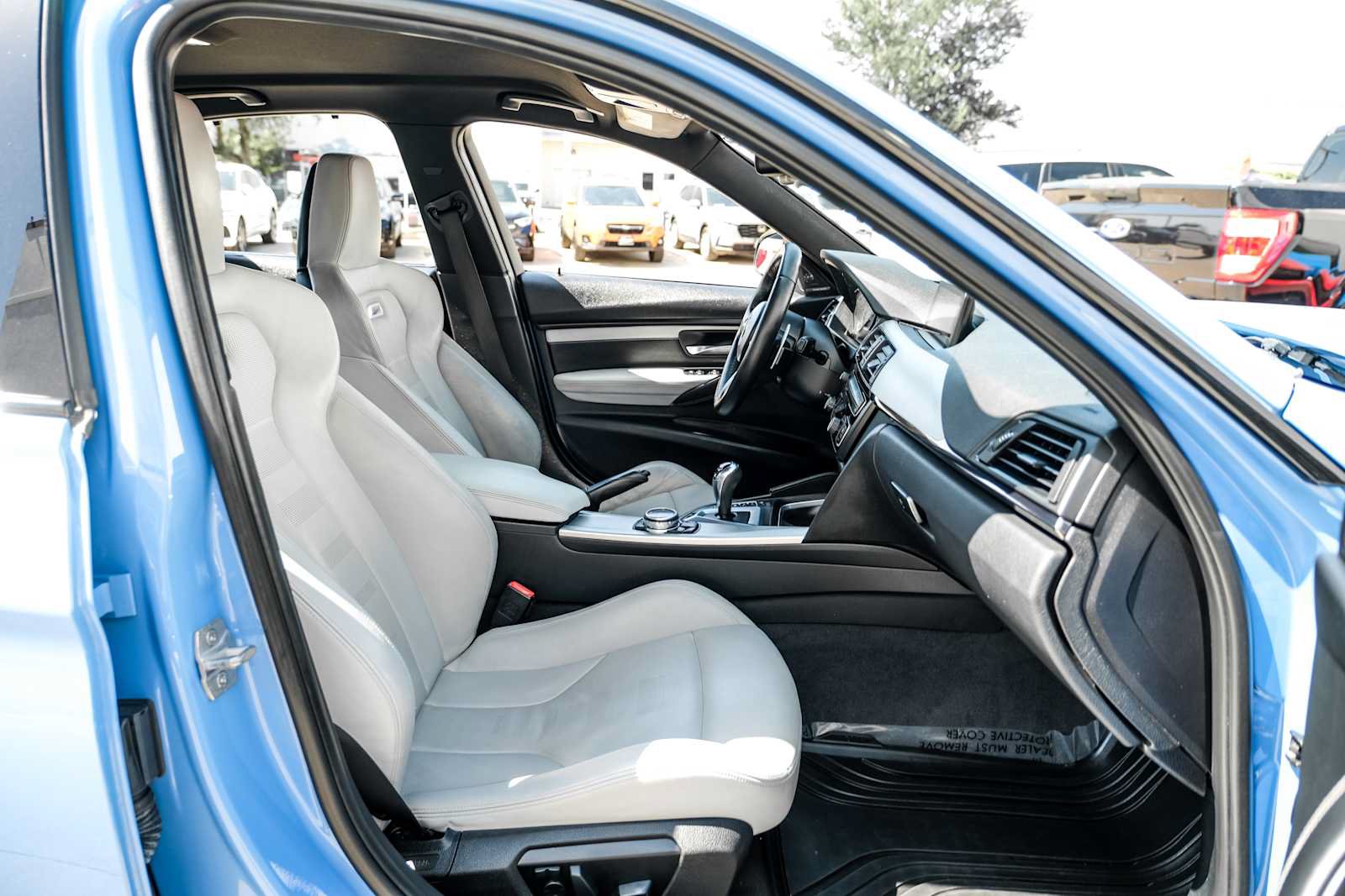 Used 2015 BMW M3 RWD image 32
