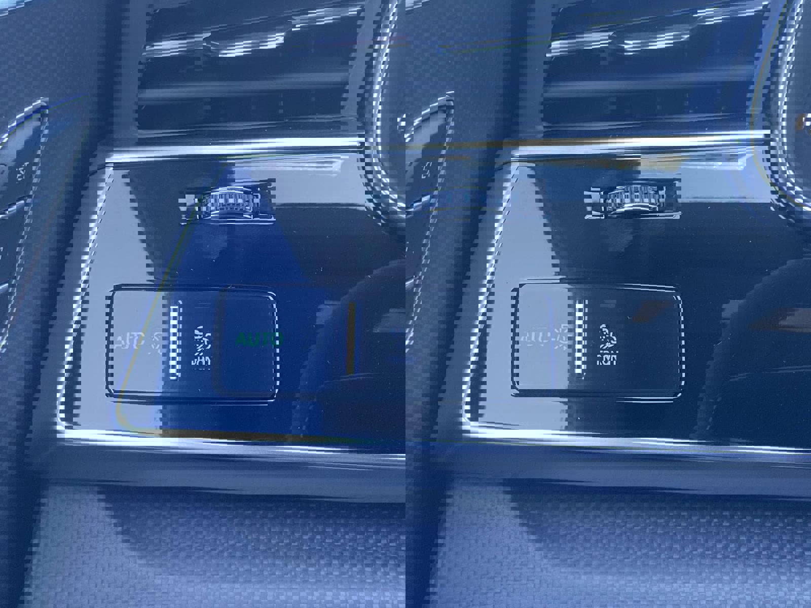 New 2026 Audi RS Q8 performance image 22