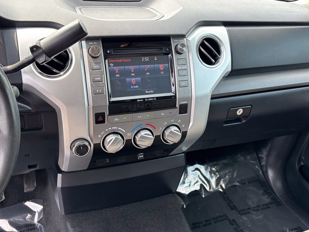 Used 2017 Toyota Tundra SR5 AWD/4WD image 22