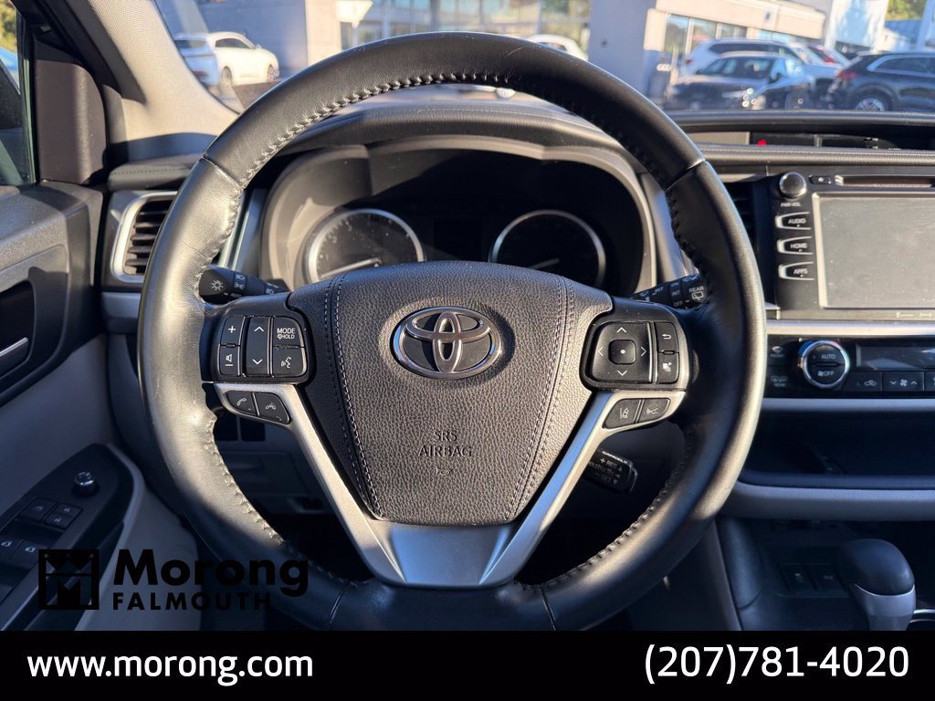 Used 2019 Toyota Highlander XLE AWD/4WD image 33