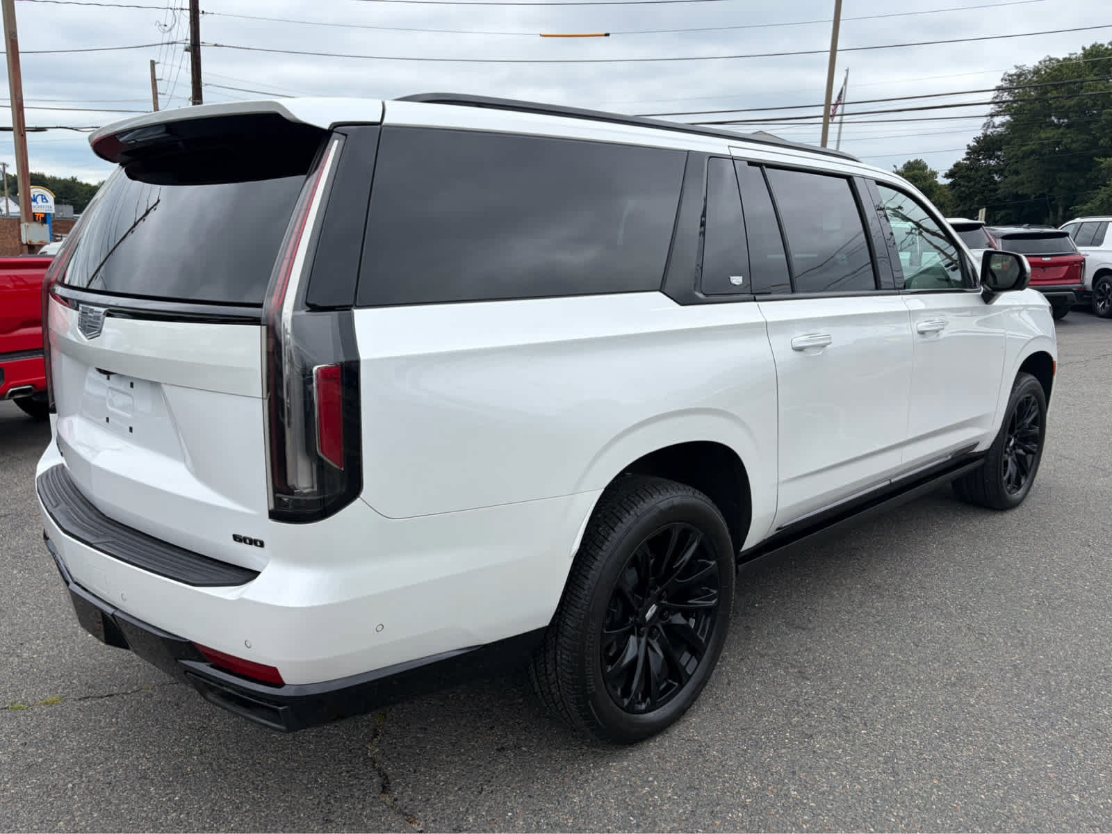 Used 2022 Cadillac Escalade ESV Sport w/ Touring Package AWD/4WD image 10