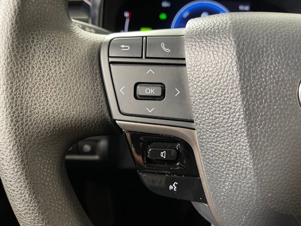 Certified 2025 Toyota Camry LE image 26