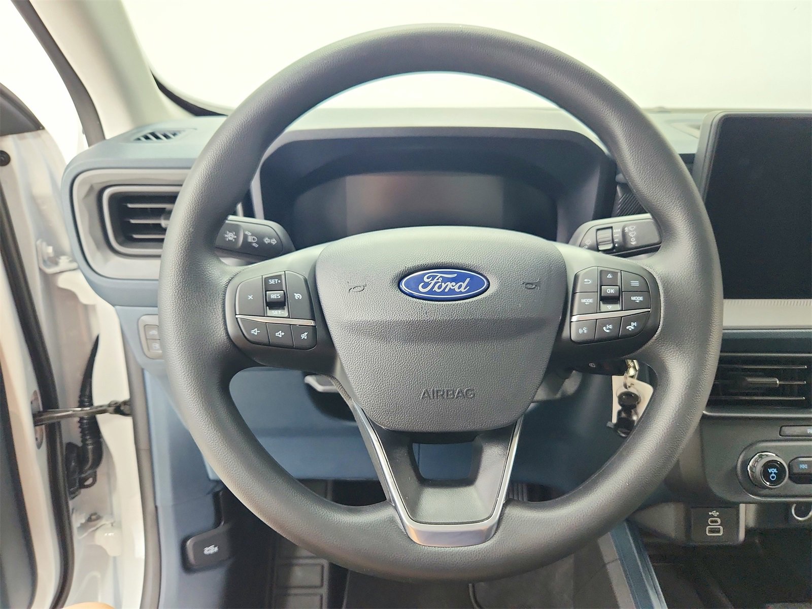 New 2025 Ford Maverick XL w/ Equipment Group 101A image 21