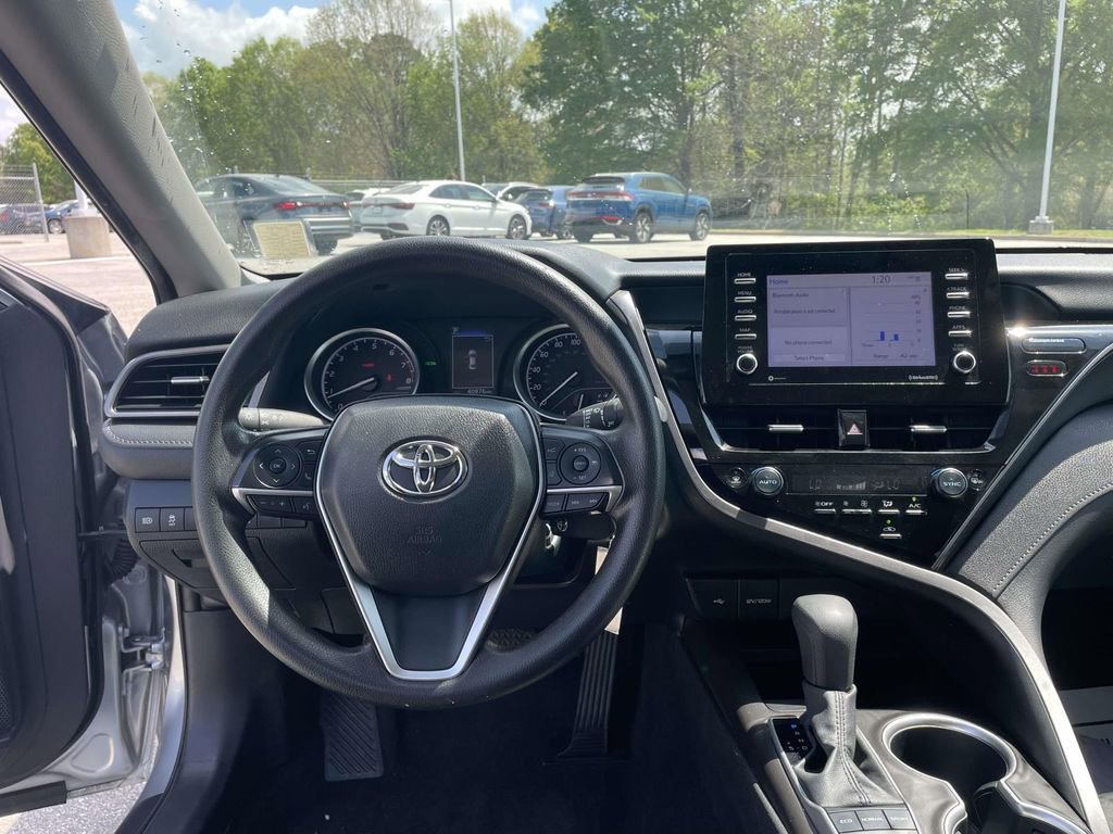 Used 2024 Toyota Camry LE FWD image 10
