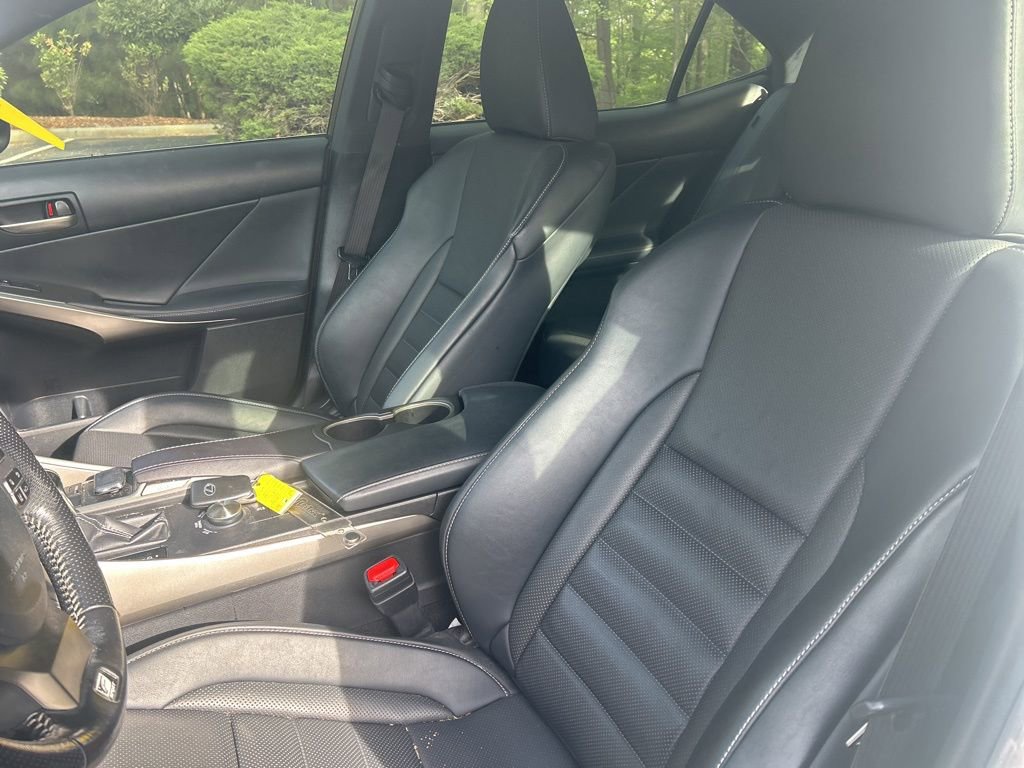 Used 2017 Lexus IS 200t image 6