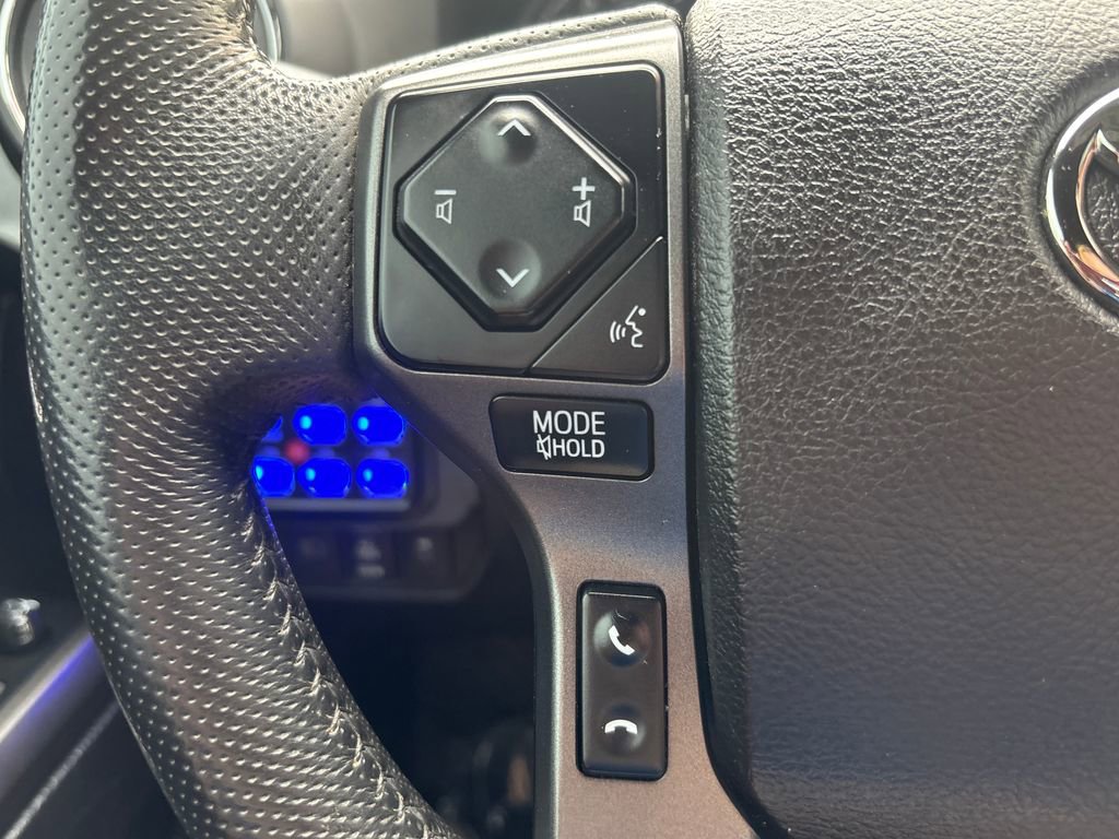 Used 2021 Toyota Tacoma TRD Off-Road image 23