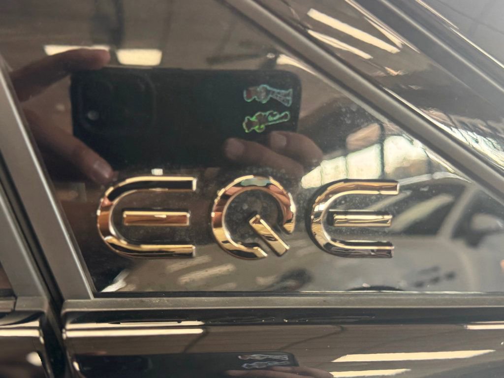 Used 2024 Mercedes-Benz EQE AMG 4MATIC SUV image 16