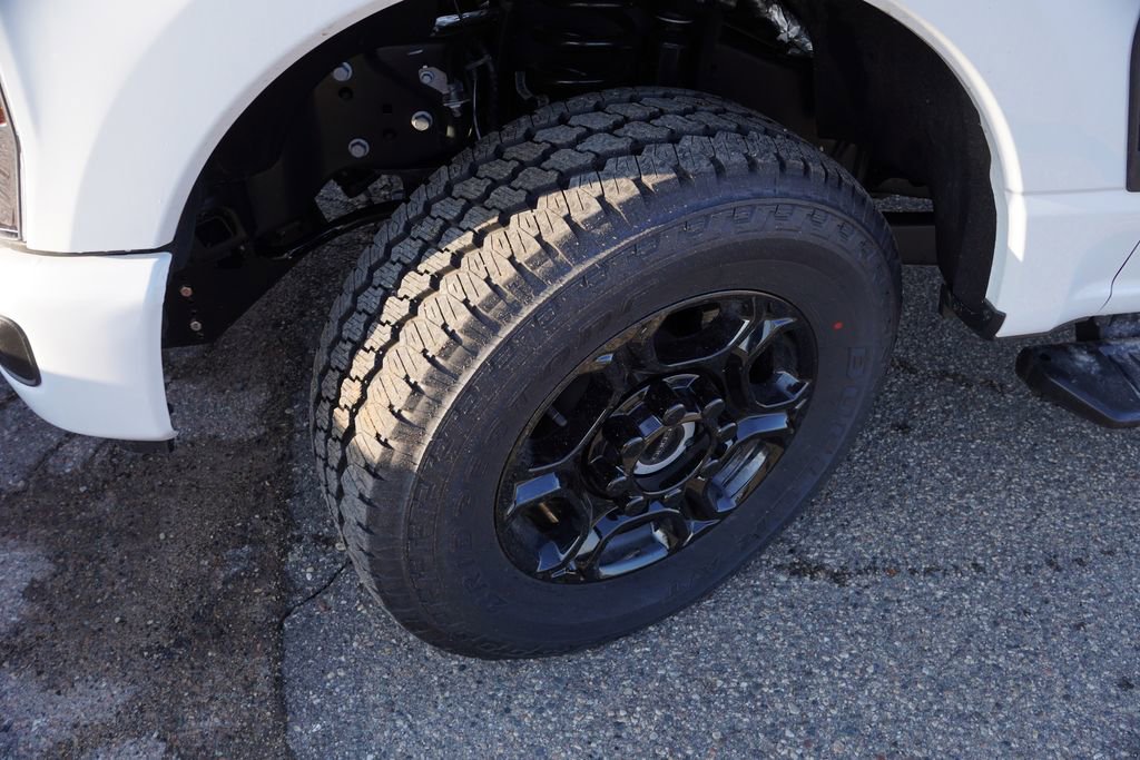New 2025 Ford F350 XL w/ STX Appearance Package AWD/4WD image 12