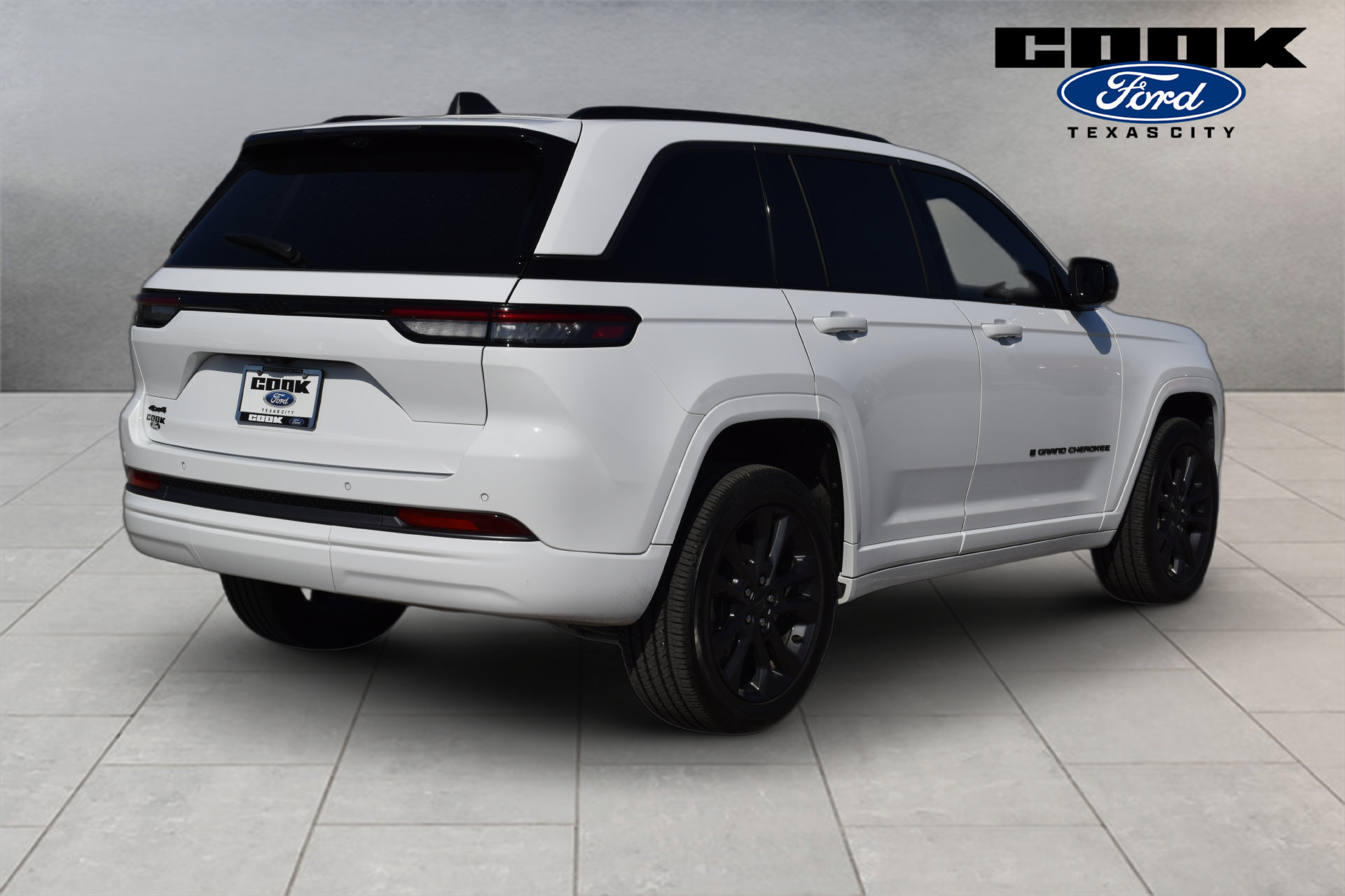 Used 2026 Jeep Grand Cherokee Limited AWD/4WD image 3