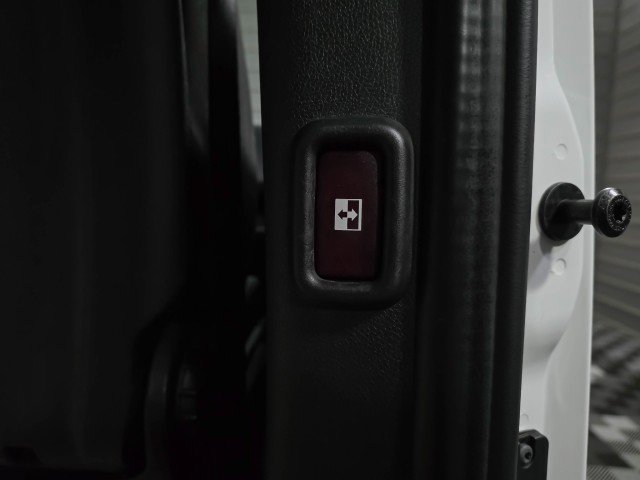 Used 2019 Mercedes-Benz Sprinter 170 image 13